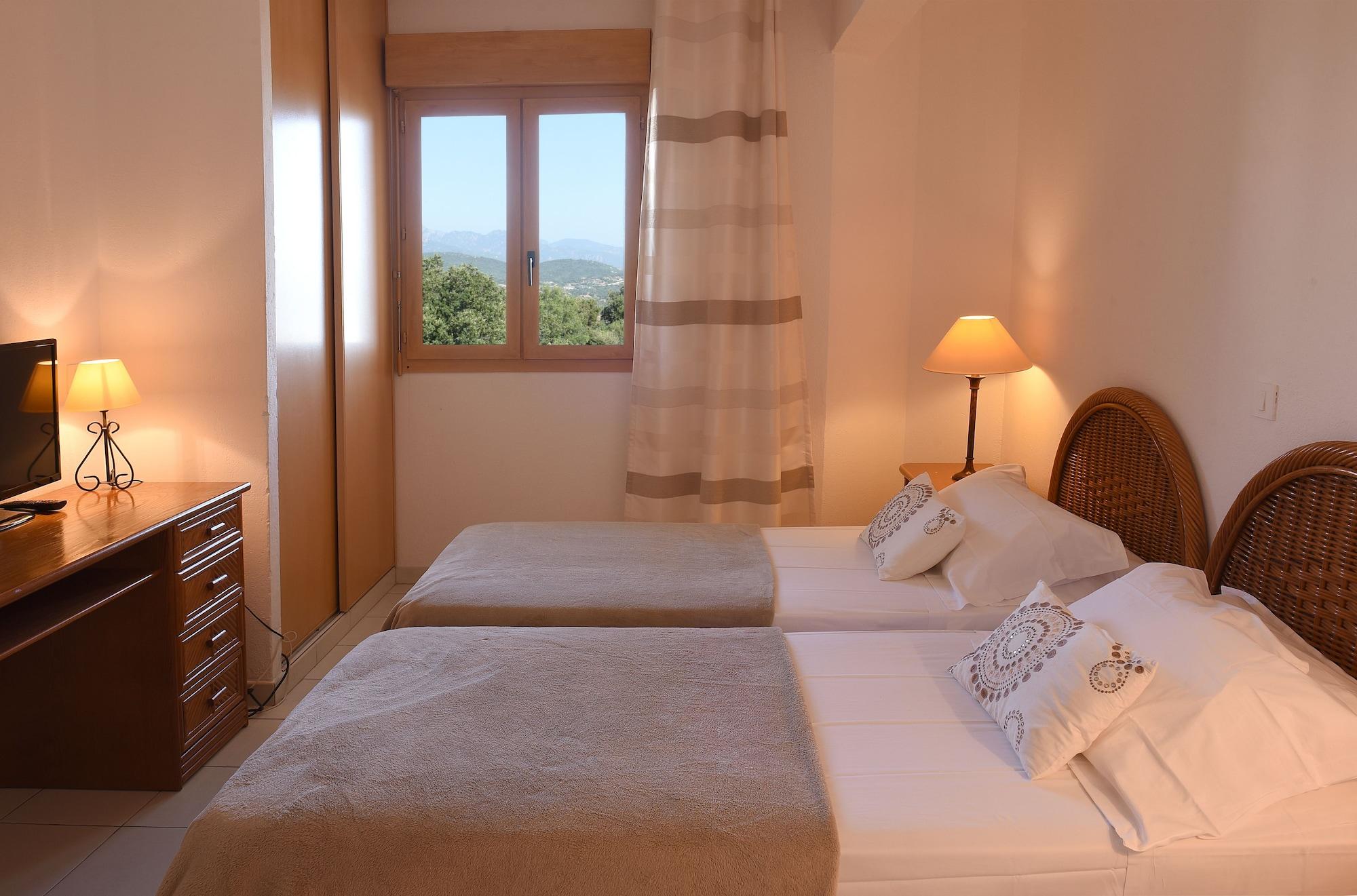 Hotel Le Tilbury Porto-Vecchio  Exterior foto