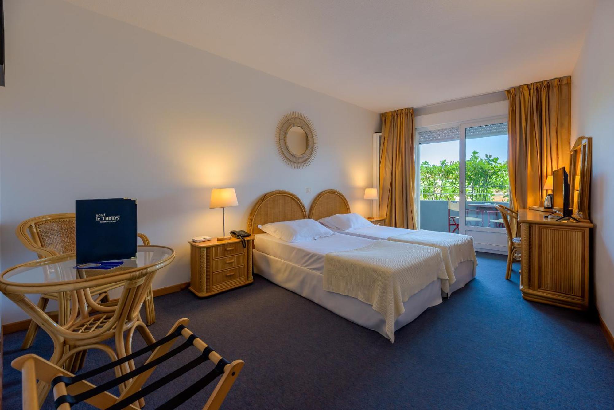 Hotel Le Tilbury Porto-Vecchio  Exterior foto